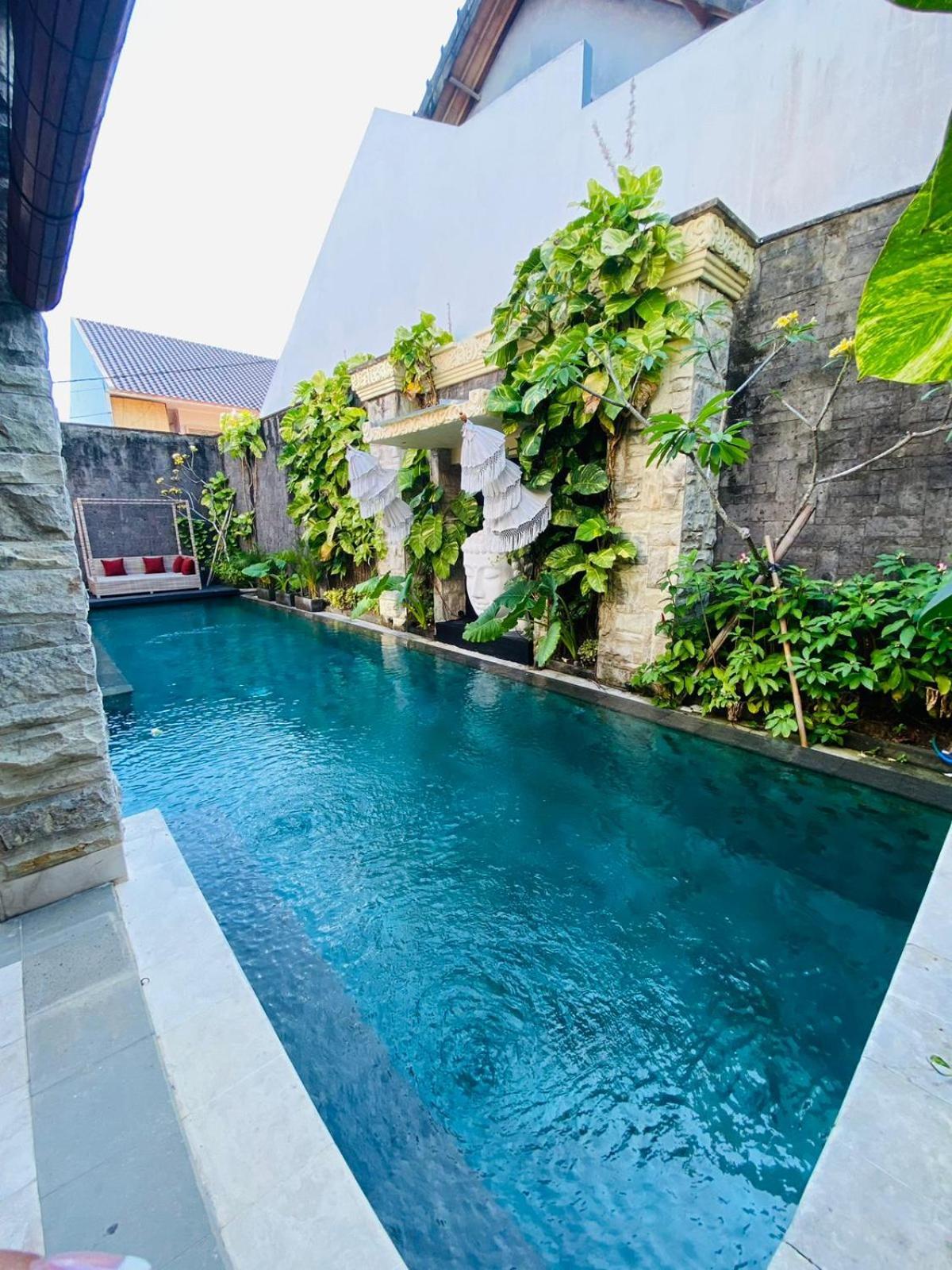 Puri Ratu Jimbaran Exterior foto